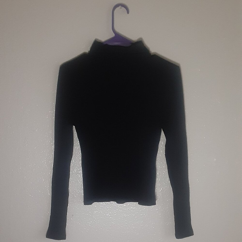 Black TurtleNeck